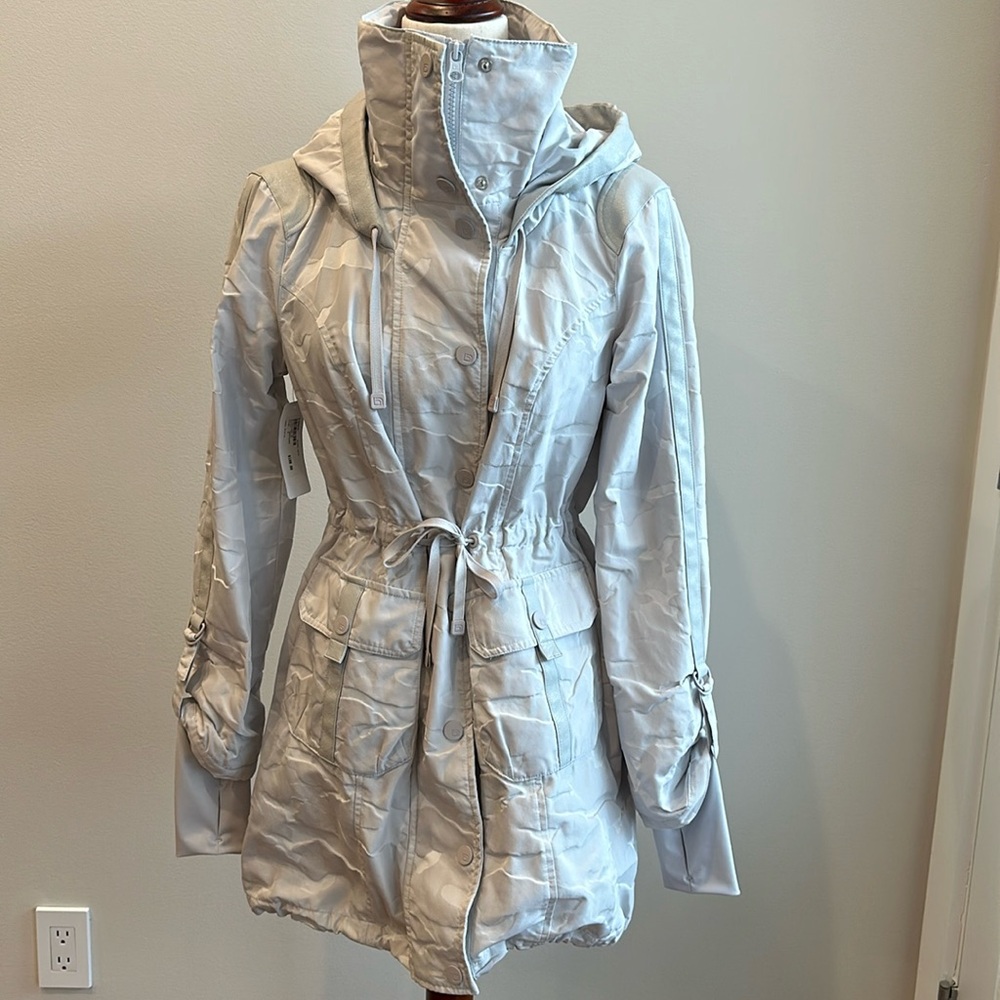 Blanc Noir Hooded Water Resistance Anorak